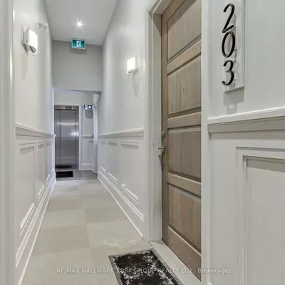 400, Park, Central Newmarket, Newmarket