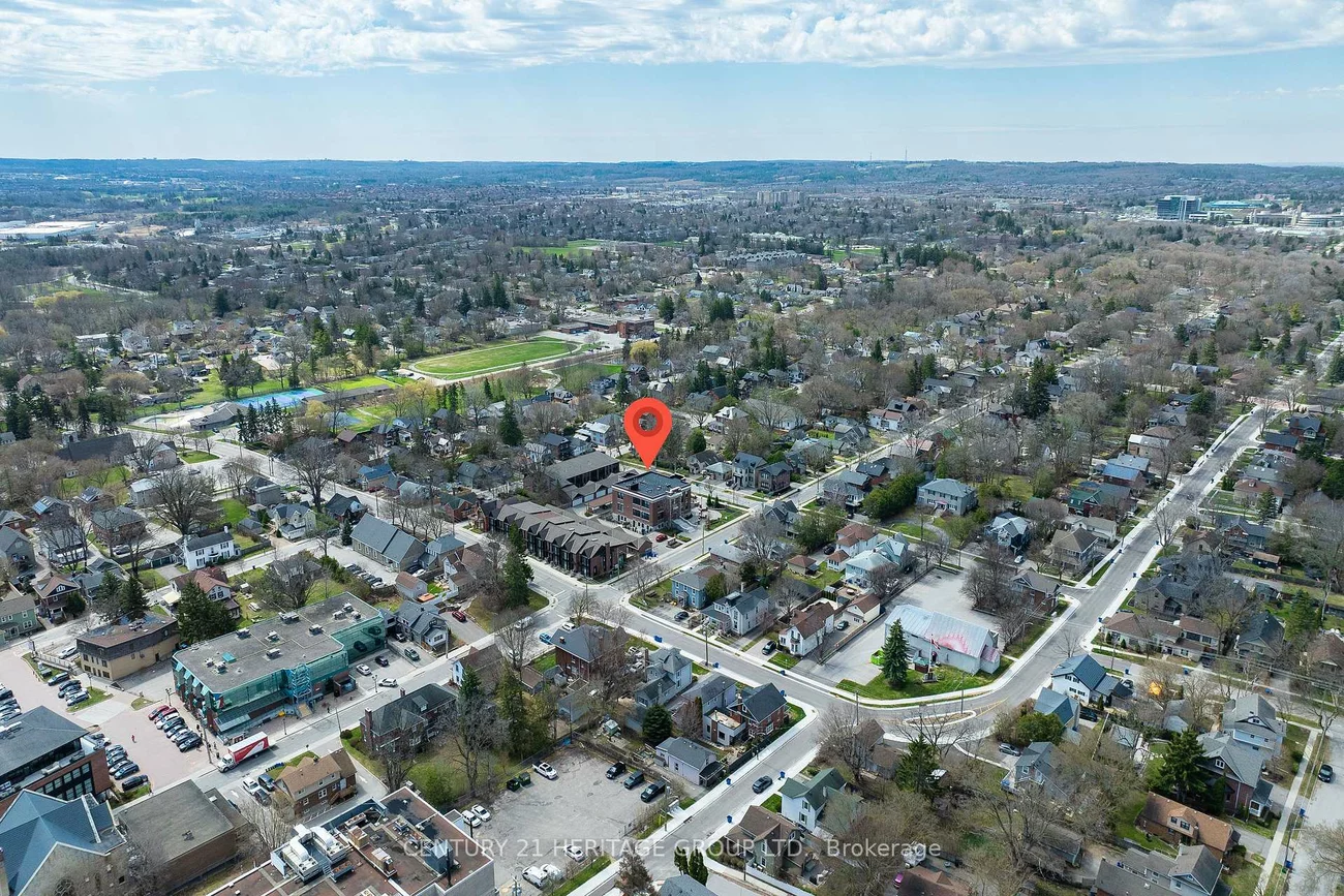 400, Park, Central Newmarket, Newmarket