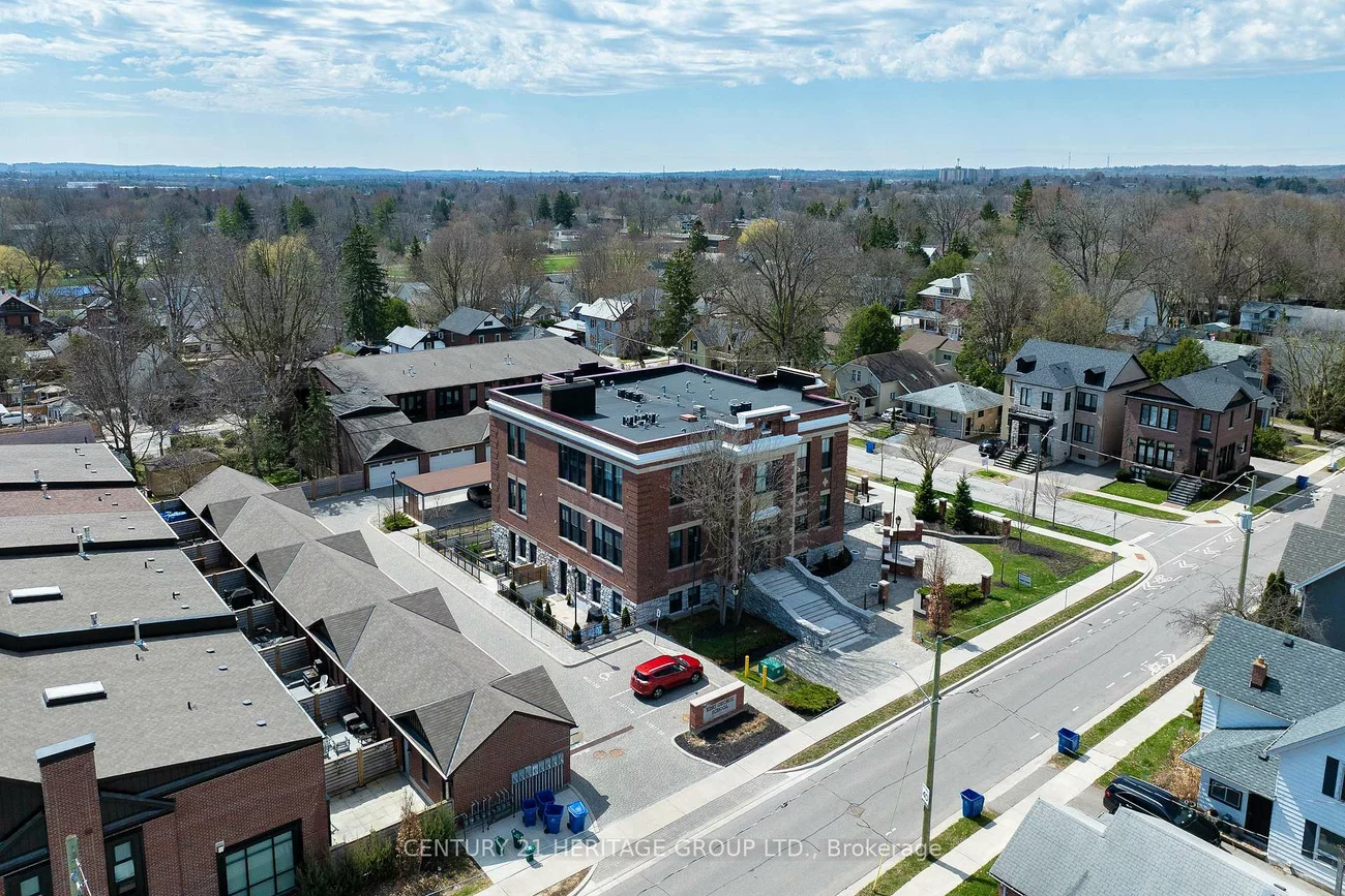 400, Park, Central Newmarket, Newmarket