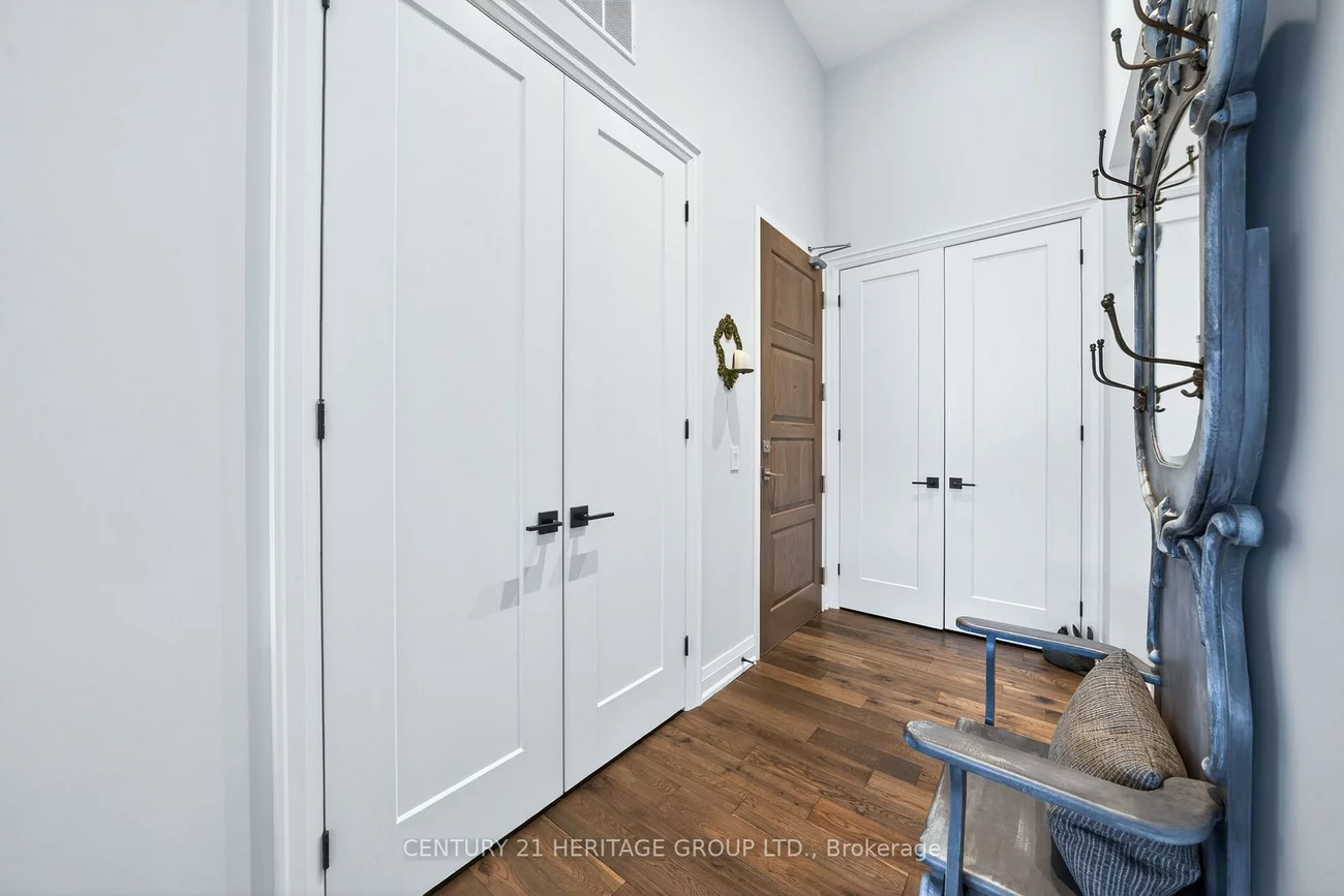 400, Park, Central Newmarket, Newmarket