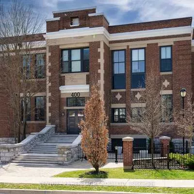 400, Park, Central Newmarket, Newmarket