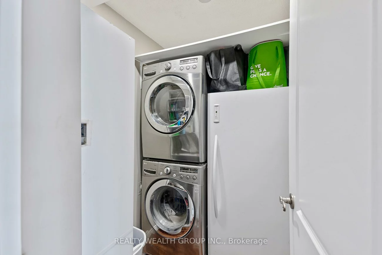 155, Main, Bristol-London, Newmarket