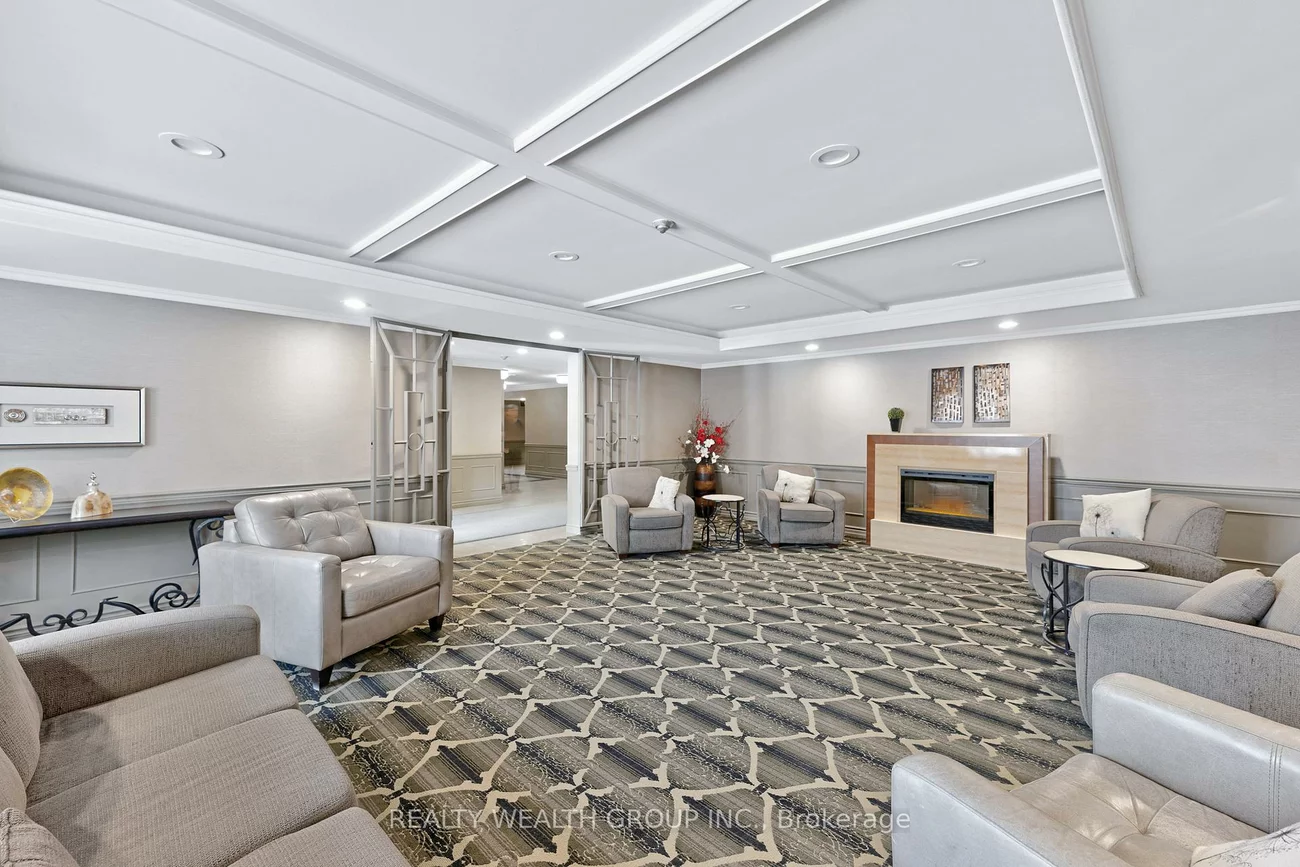 155, Main, Bristol-London, Newmarket