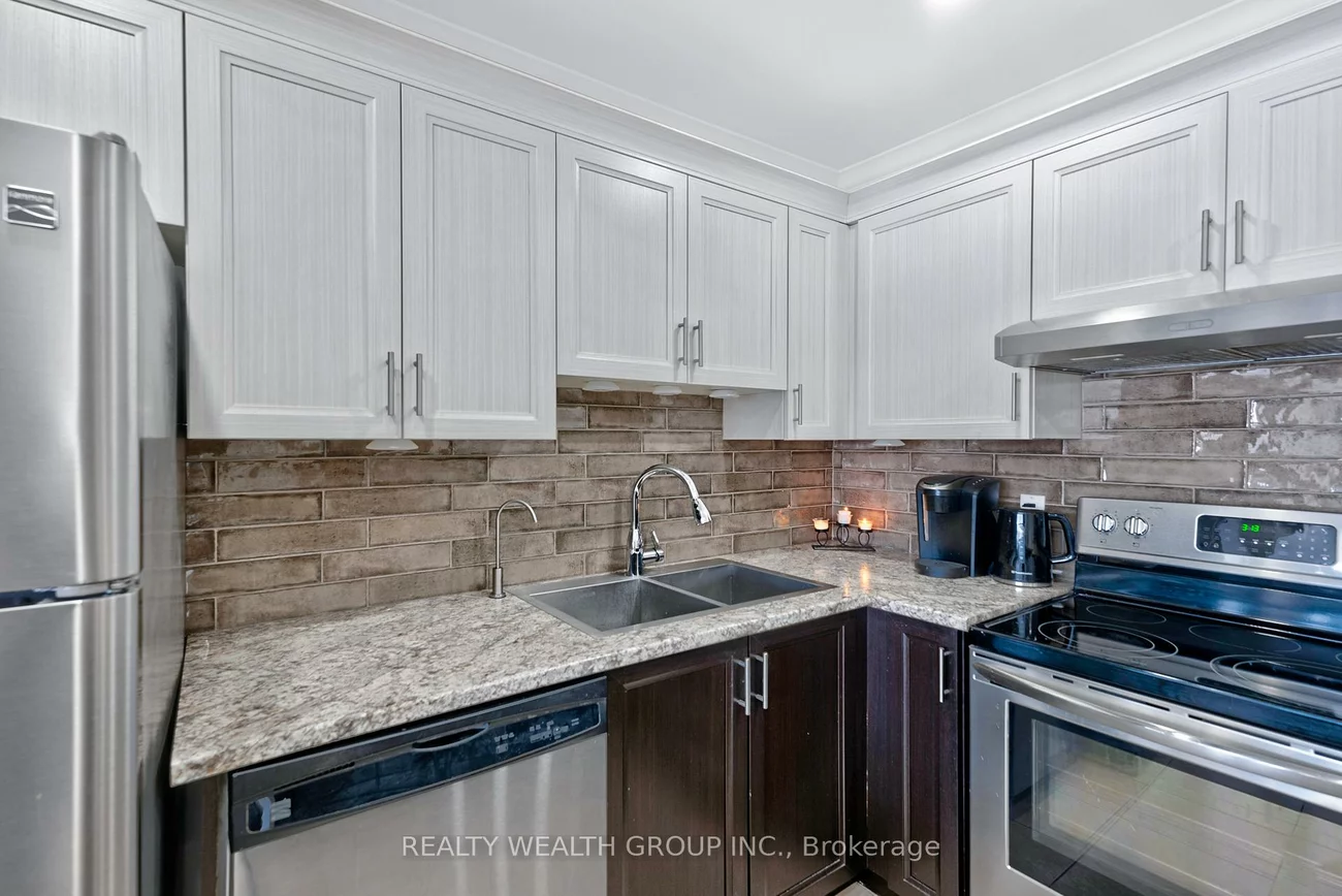 155, Main, Bristol-London, Newmarket