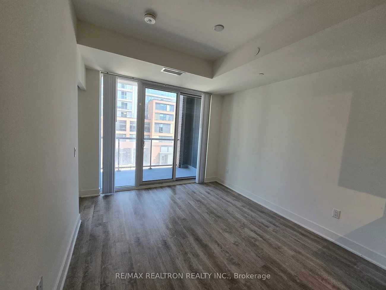 185, Deerfield, Central Newmarket, Newmarket