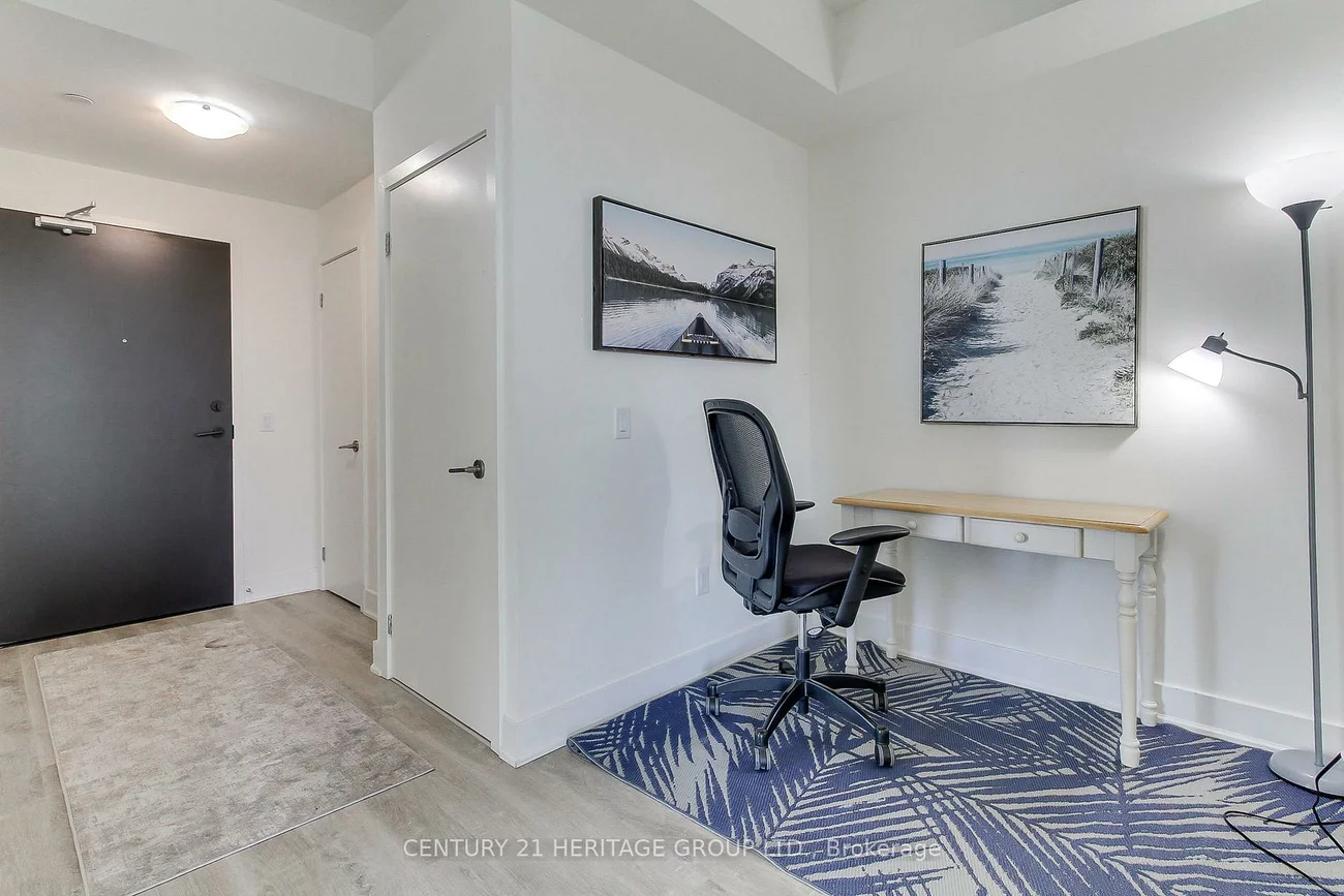 185, Deerfield, Central Newmarket, Newmarket