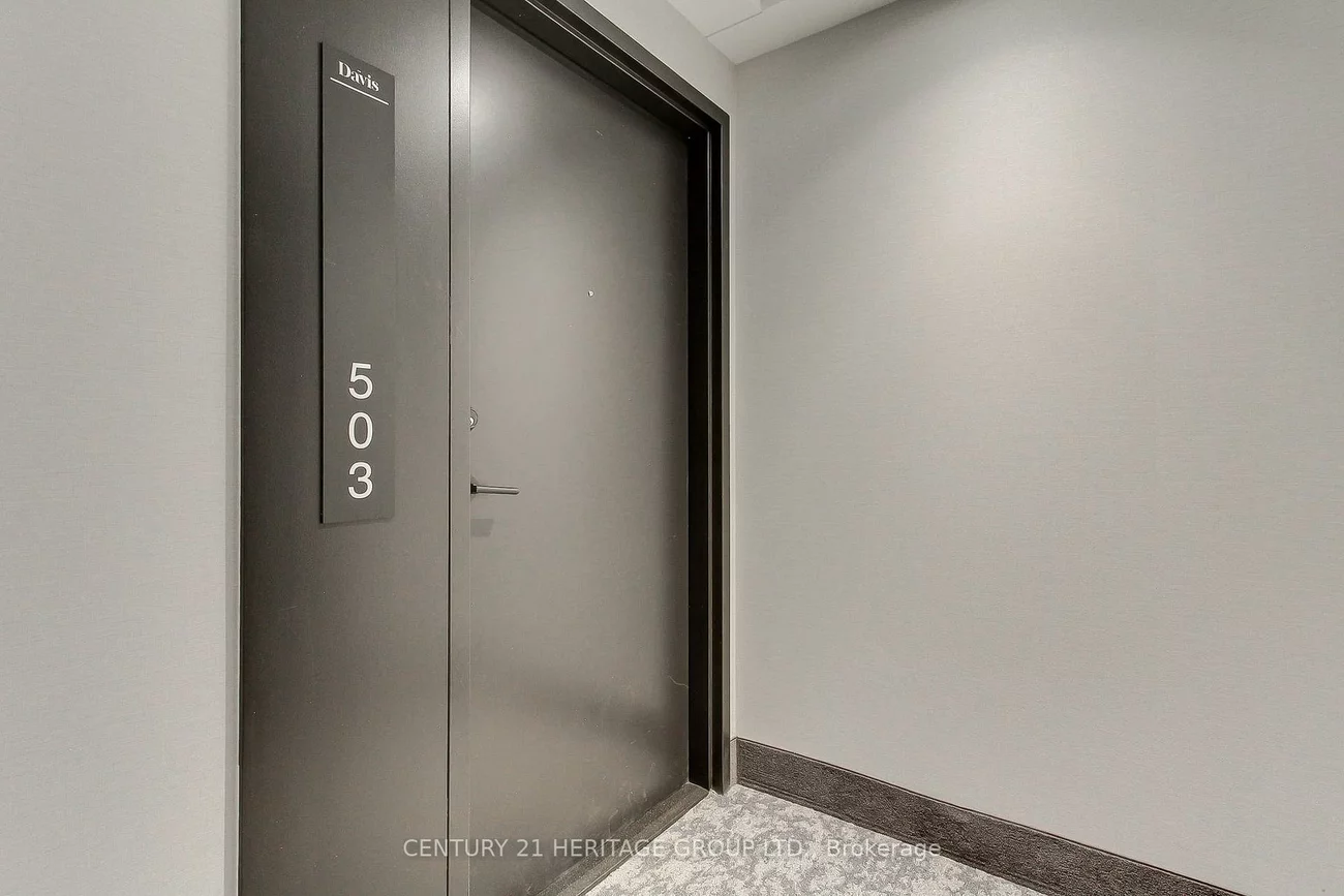 185, Deerfield, Central Newmarket, Newmarket