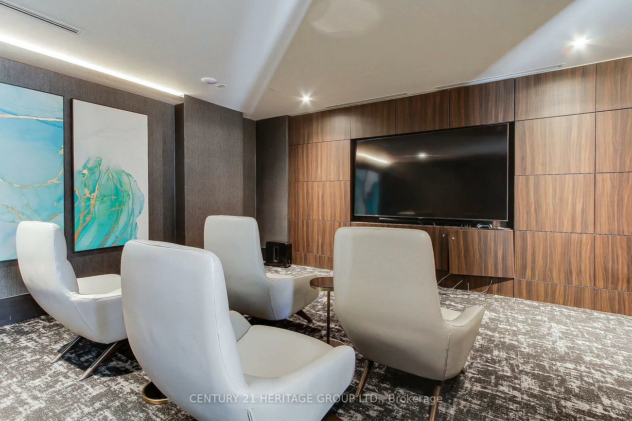 185, Deerfield, Central Newmarket, Newmarket