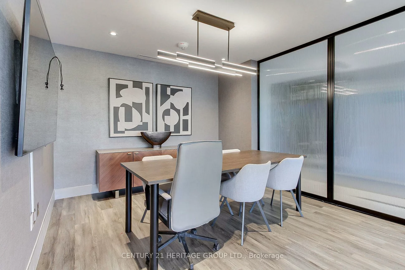 185, Deerfield, Central Newmarket, Newmarket