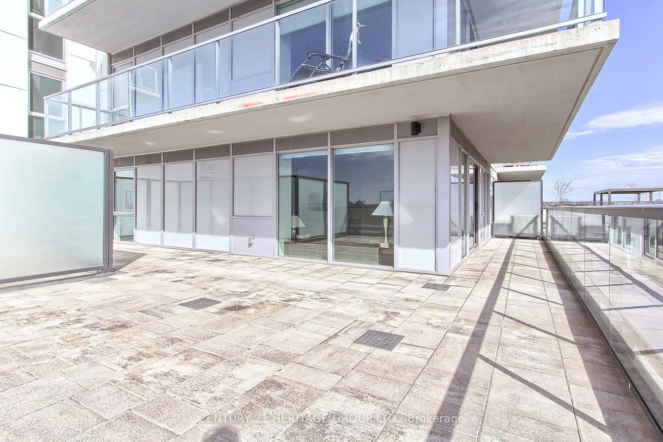 185, Deerfield, Central Newmarket, Newmarket