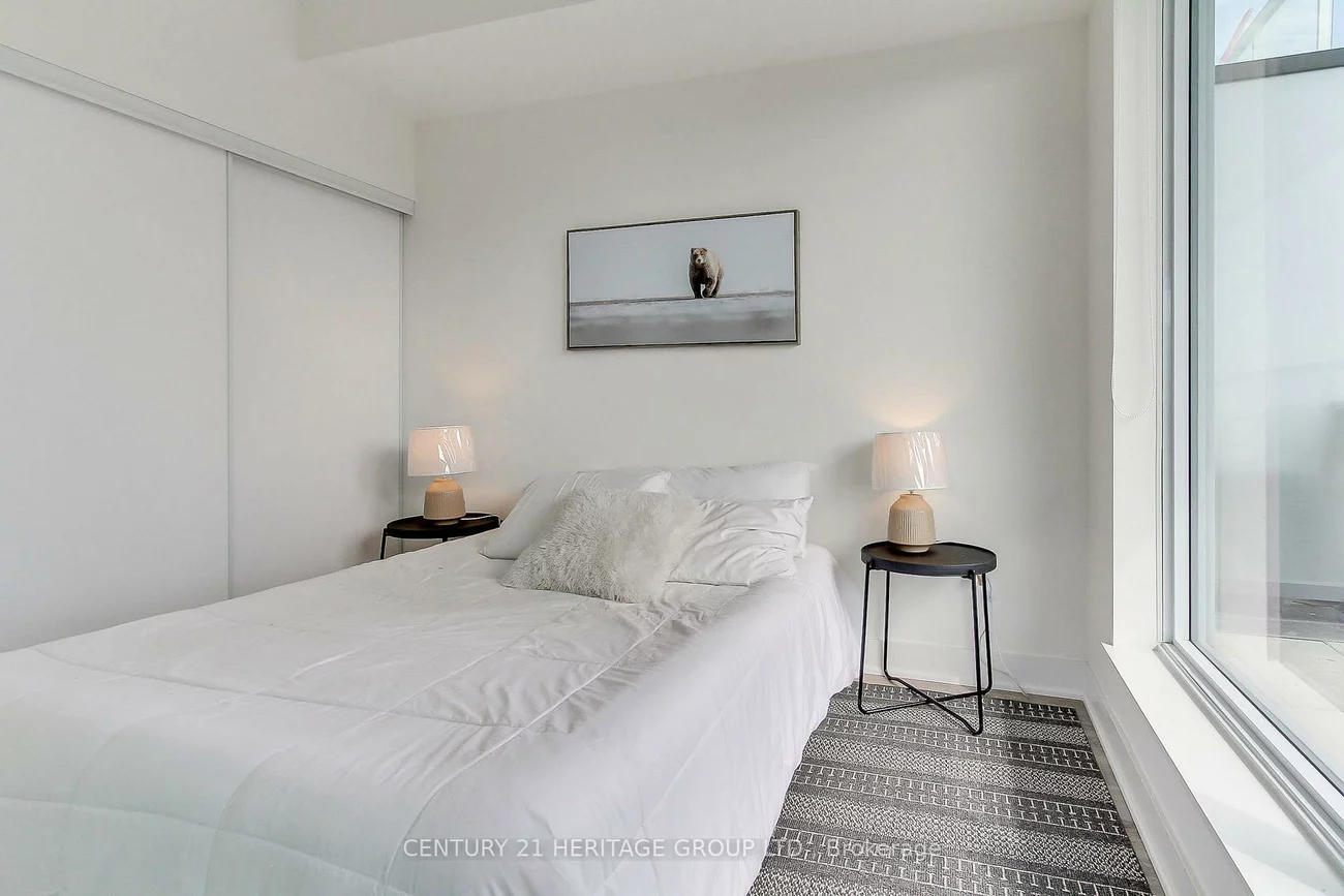 185, Deerfield, Central Newmarket, Newmarket