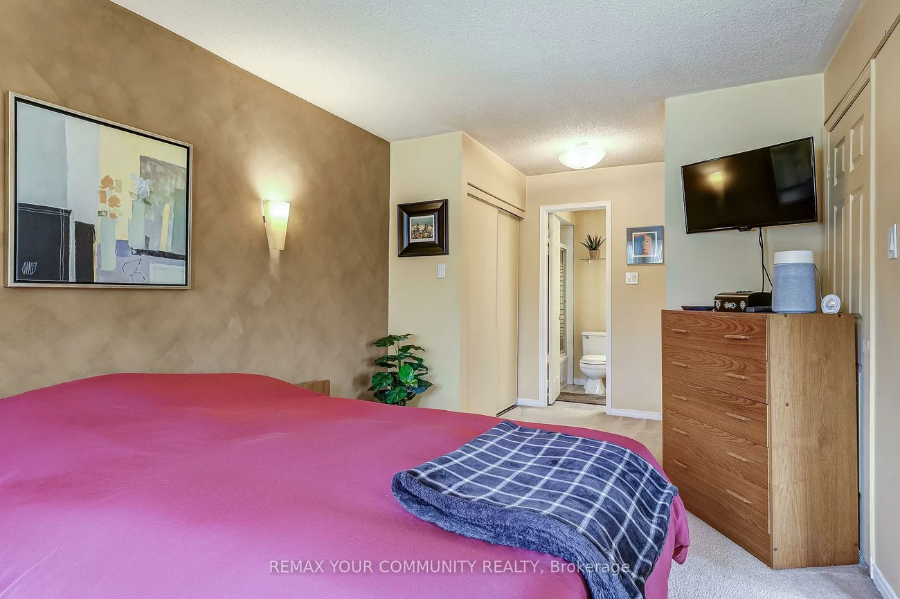 923, Caribou Valley, Armitage, Newmarket