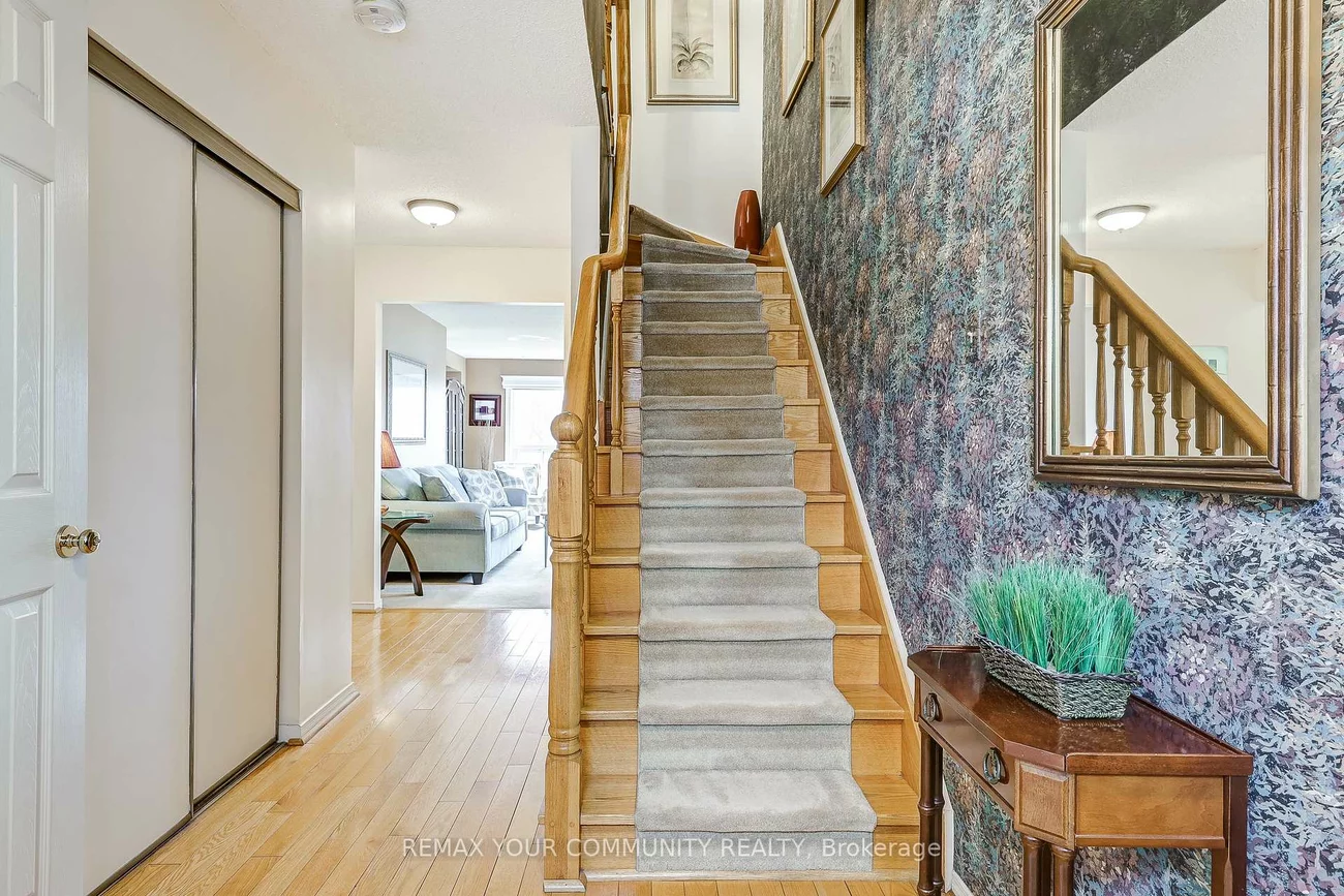 923, Caribou Valley, Armitage, Newmarket