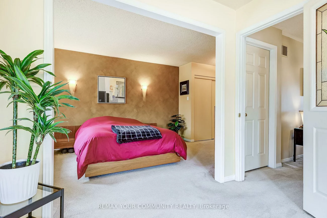 923, Caribou Valley, Armitage, Newmarket