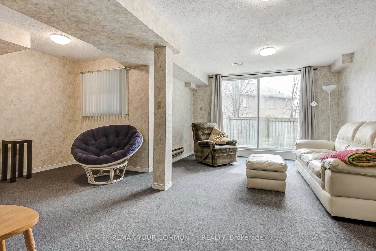 923, Caribou Valley, Armitage, Newmarket