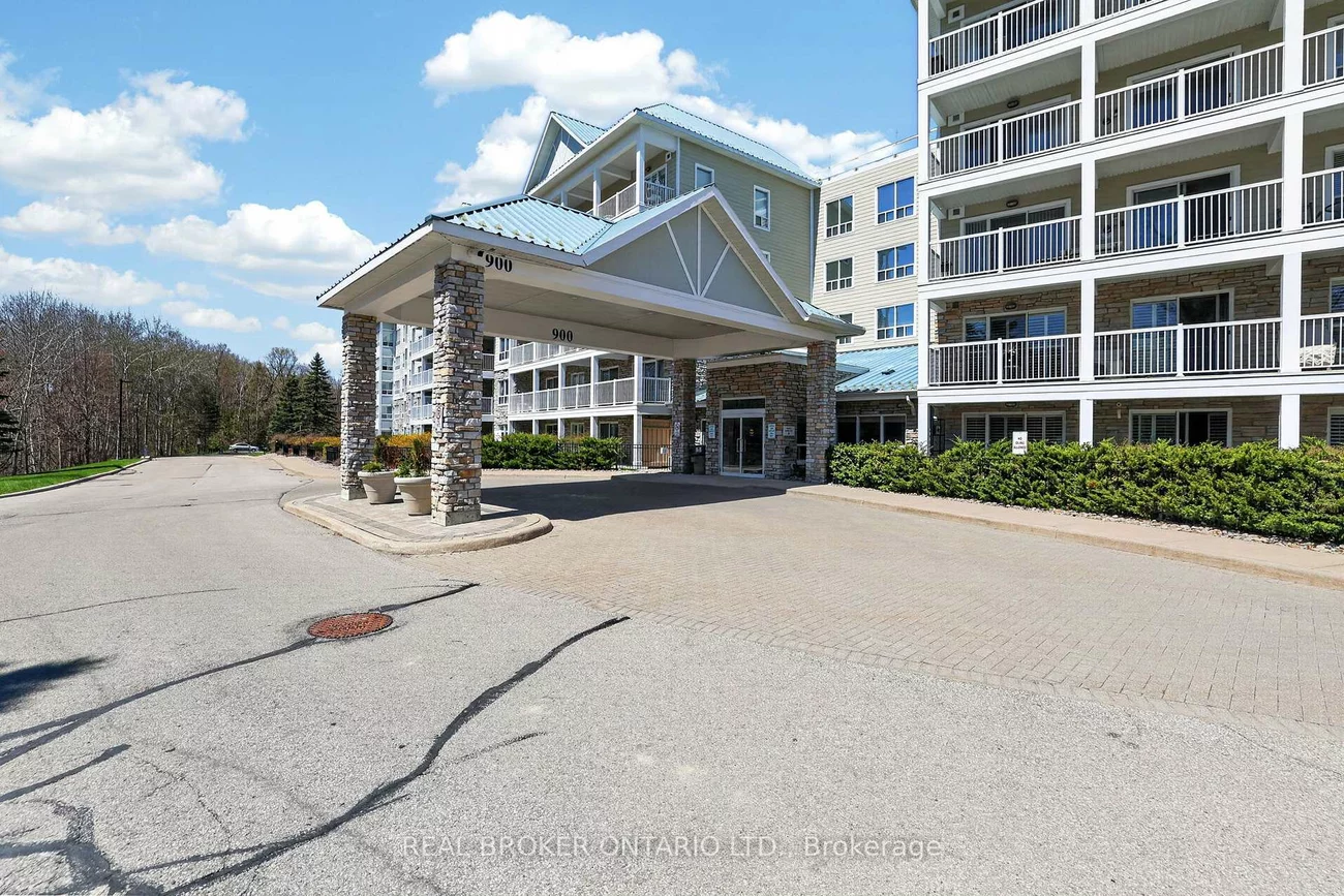 900, Bogart Mill, Gorham-College Manor, Newmarket
