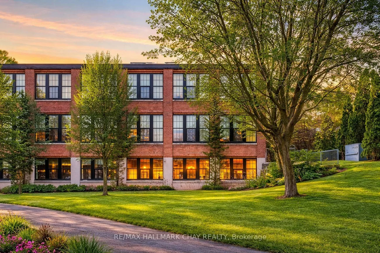 543, Timothy, Central Newmarket, Newmarket