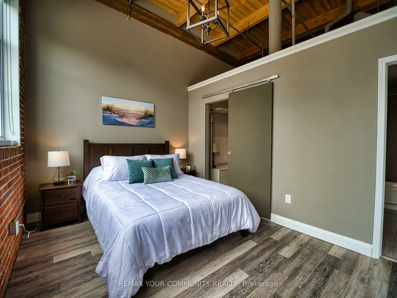 543, Timothy, Central Newmarket, Newmarket