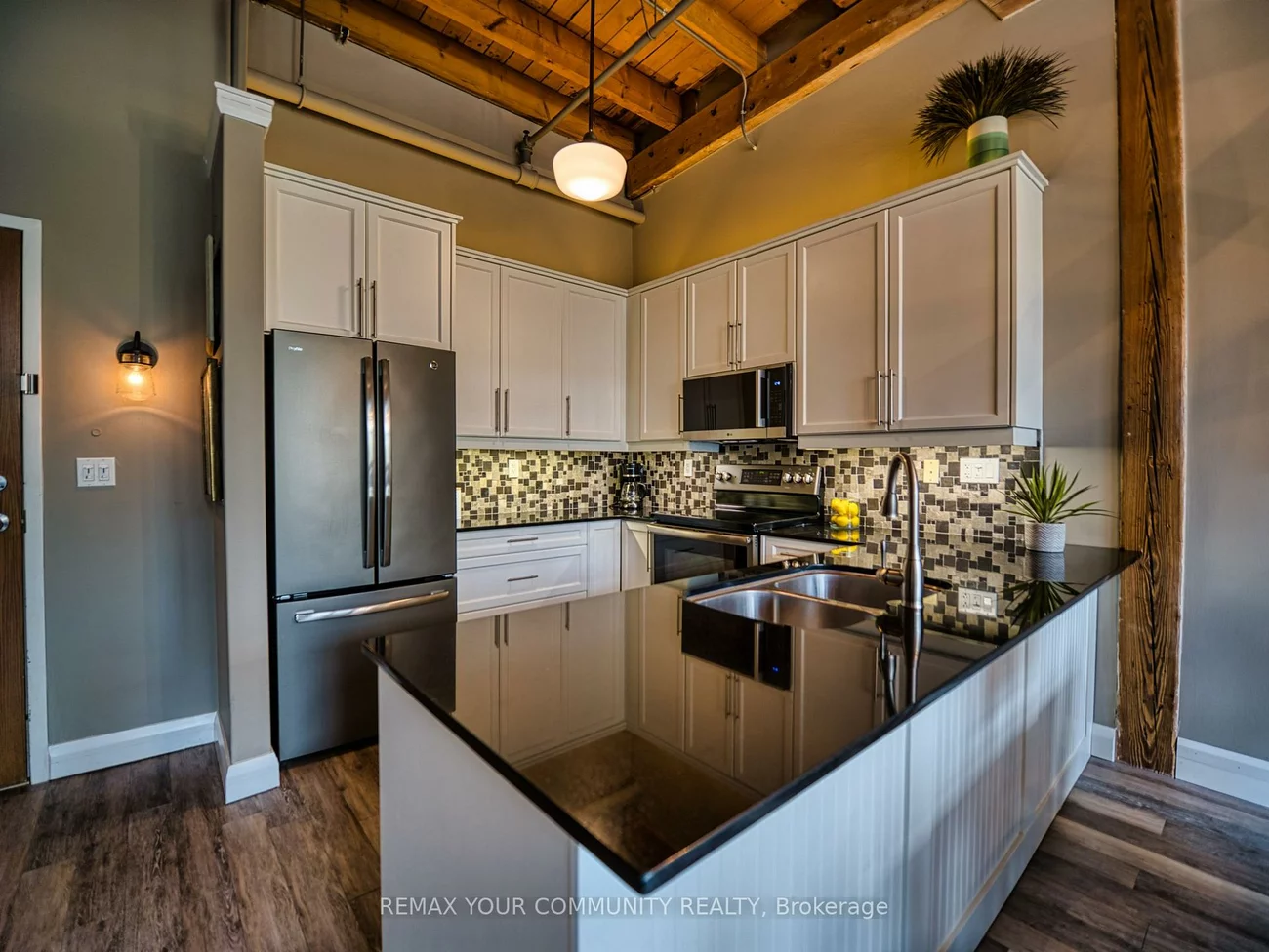 543, Timothy, Central Newmarket, Newmarket