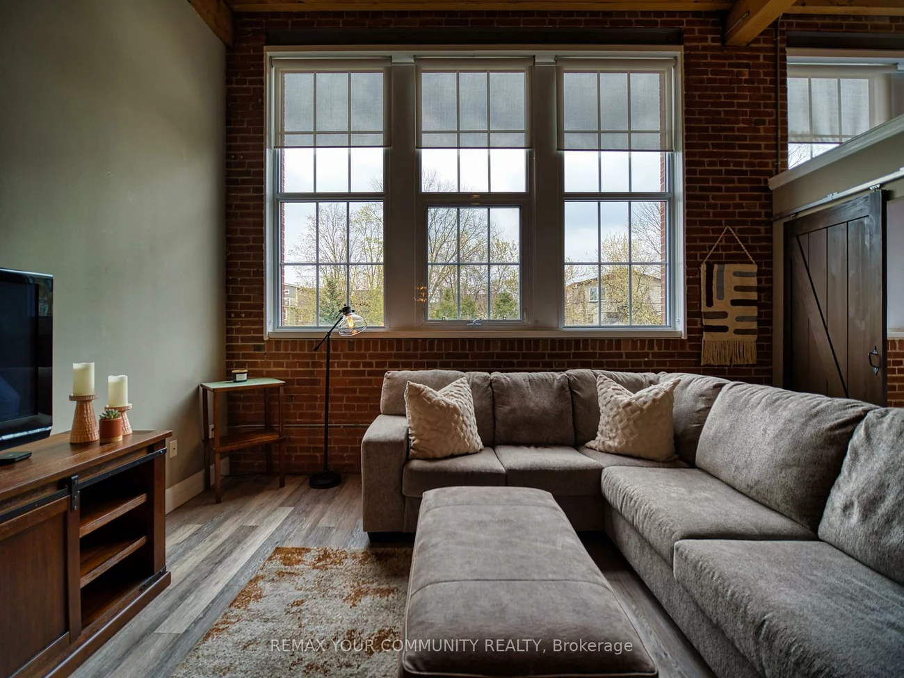 543, Timothy, Central Newmarket, Newmarket