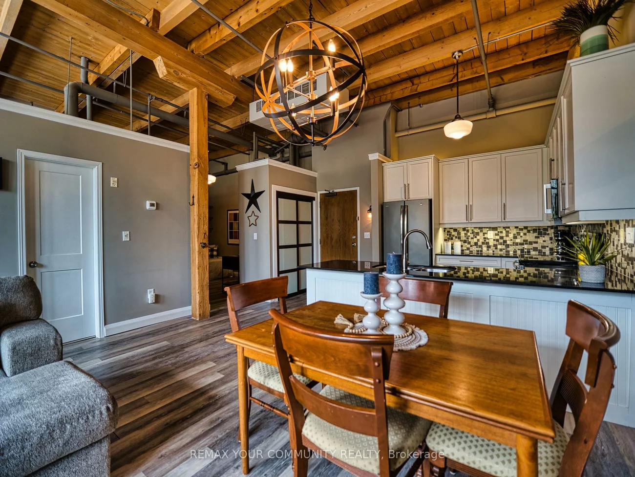 543, Timothy, Central Newmarket, Newmarket