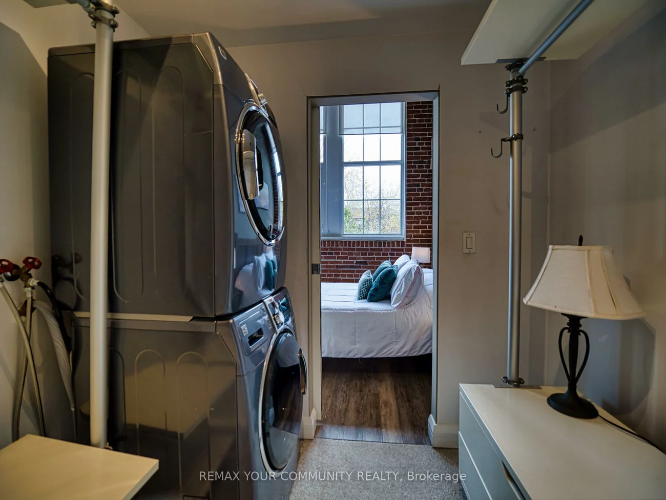 543, Timothy, Central Newmarket, Newmarket