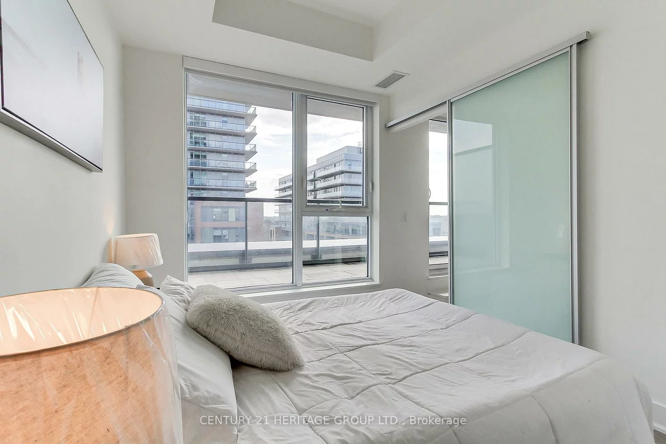 185, Deerfield, Central Newmarket, Newmarket