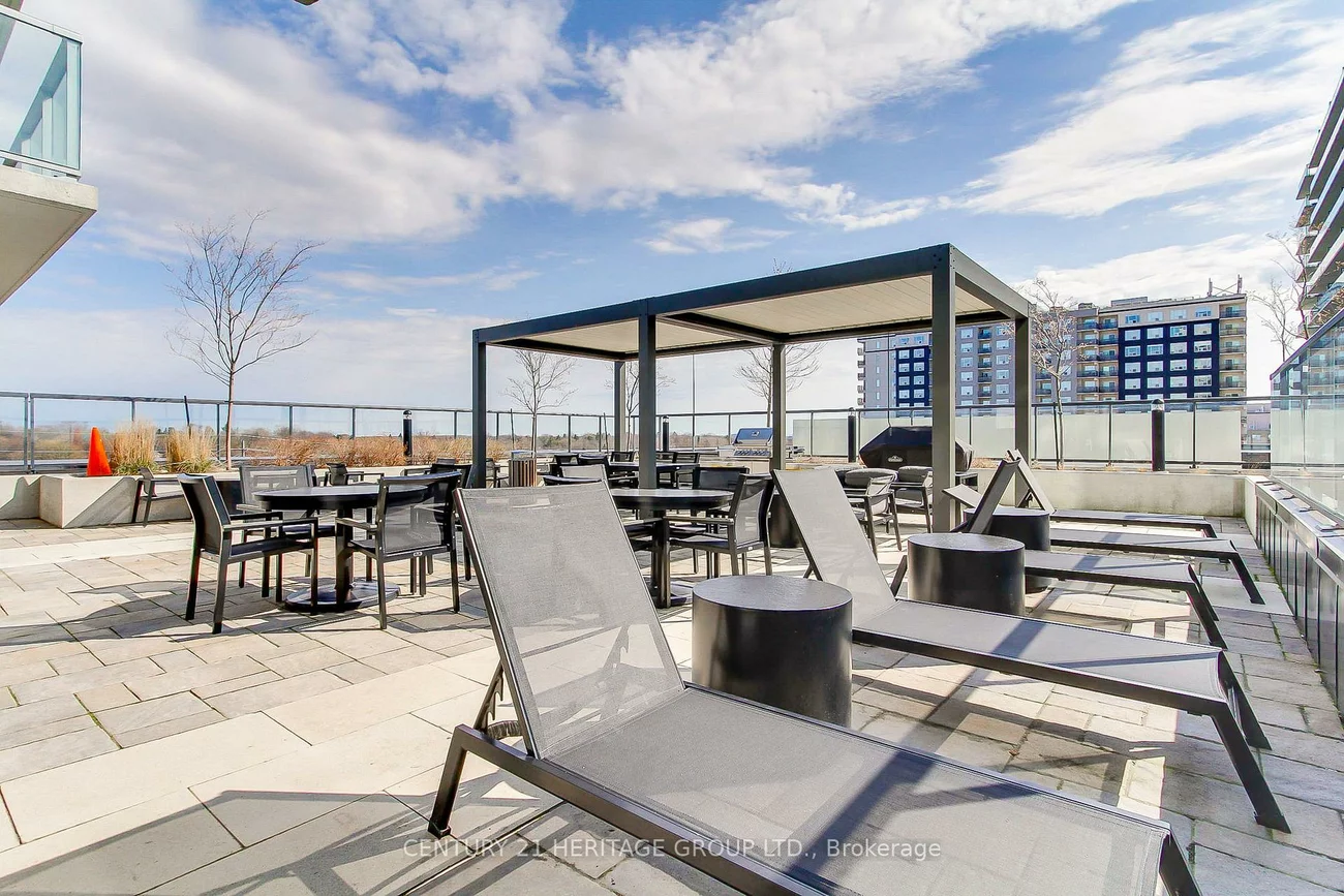 185, Deerfield, Central Newmarket, Newmarket