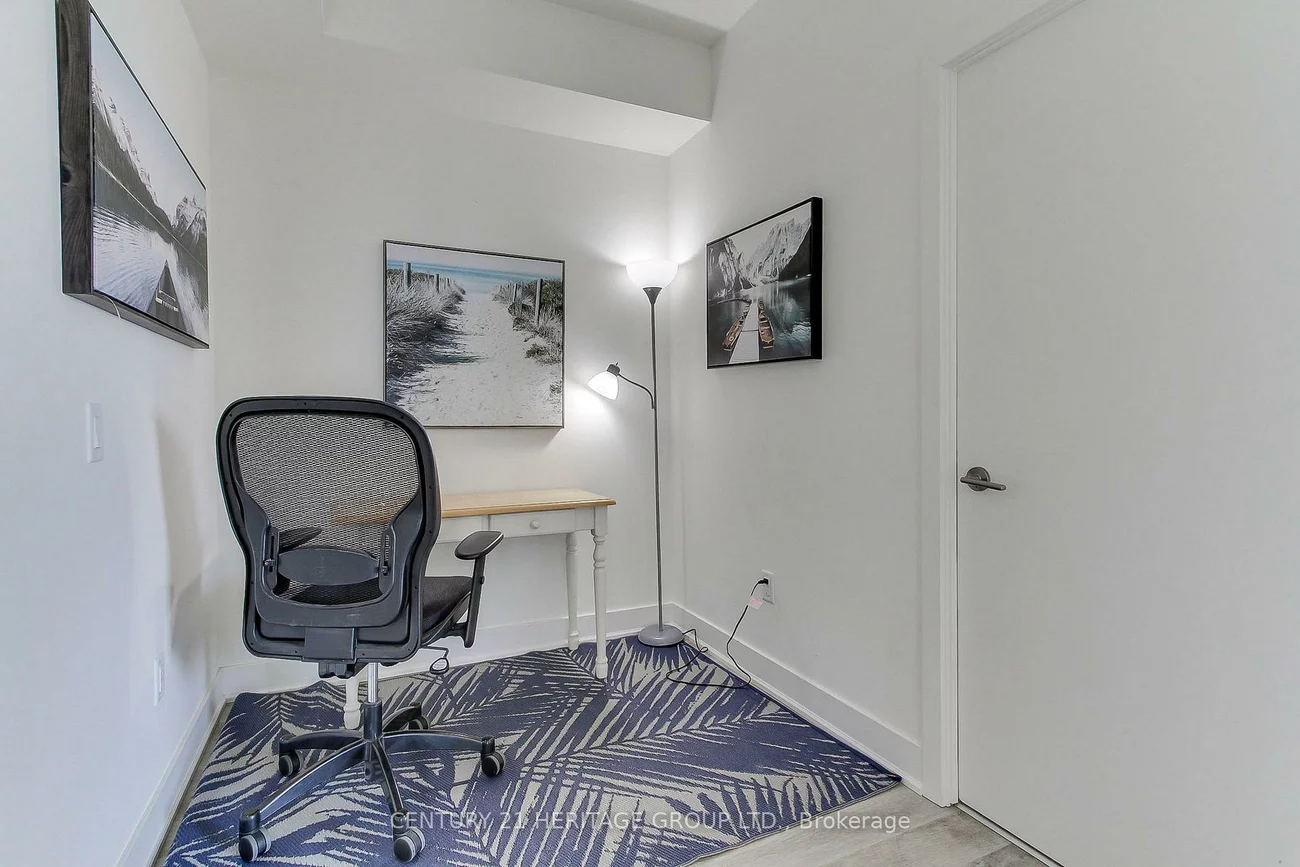 185, Deerfield, Central Newmarket, Newmarket