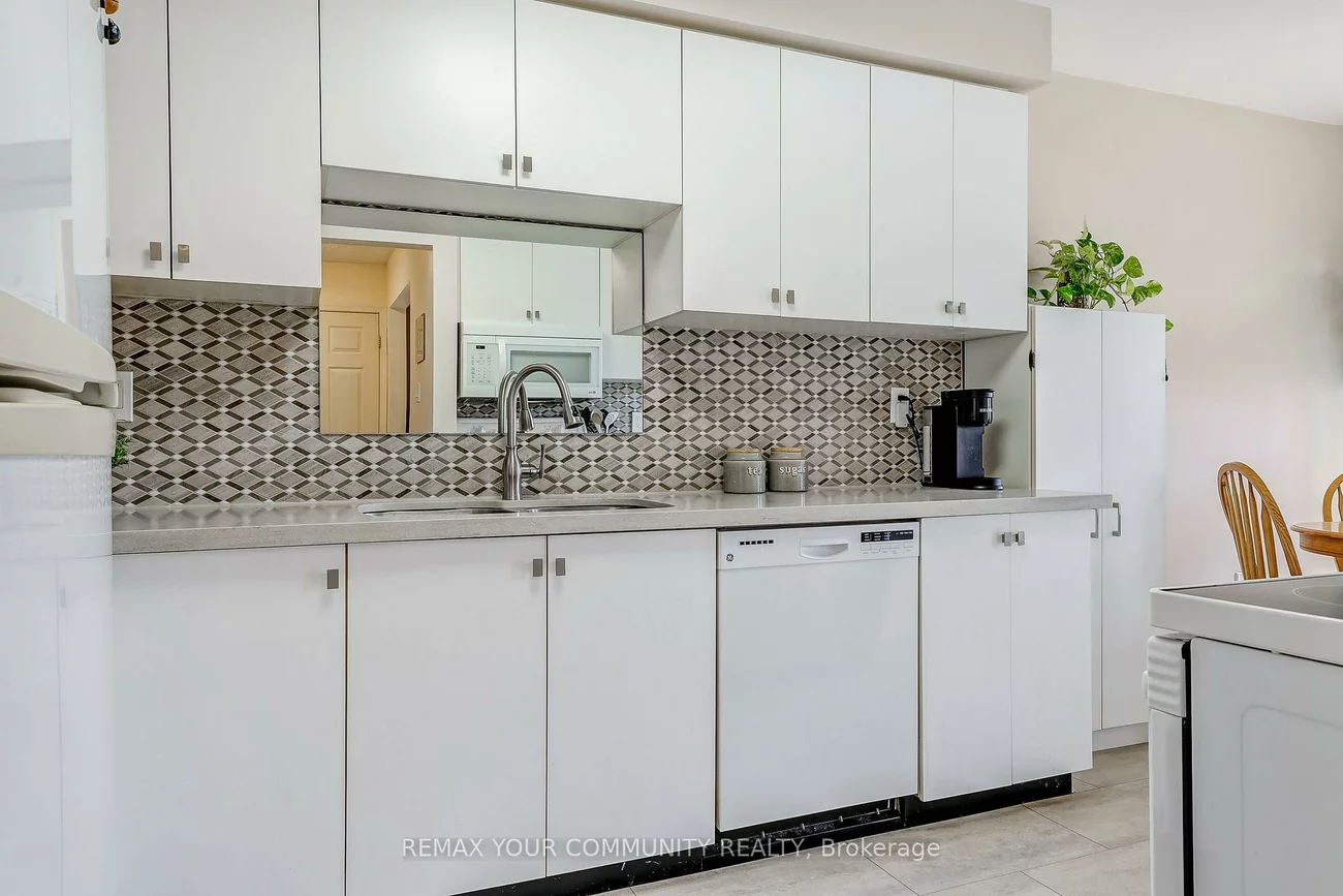 923, Caribou Valley, Armitage, Newmarket