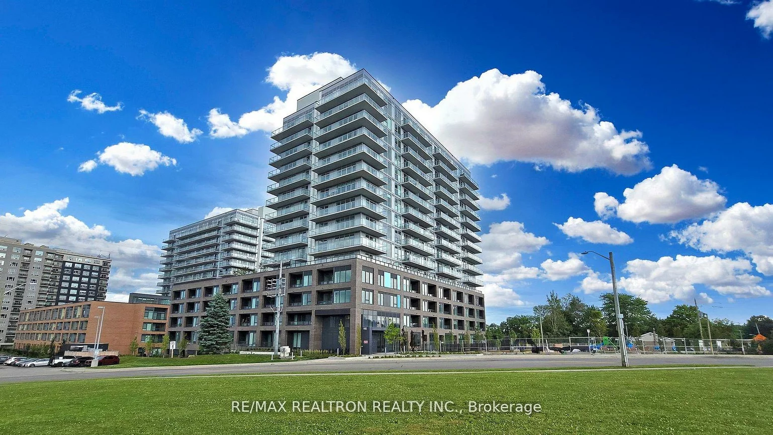 185, Deerfield, Central Newmarket, Newmarket