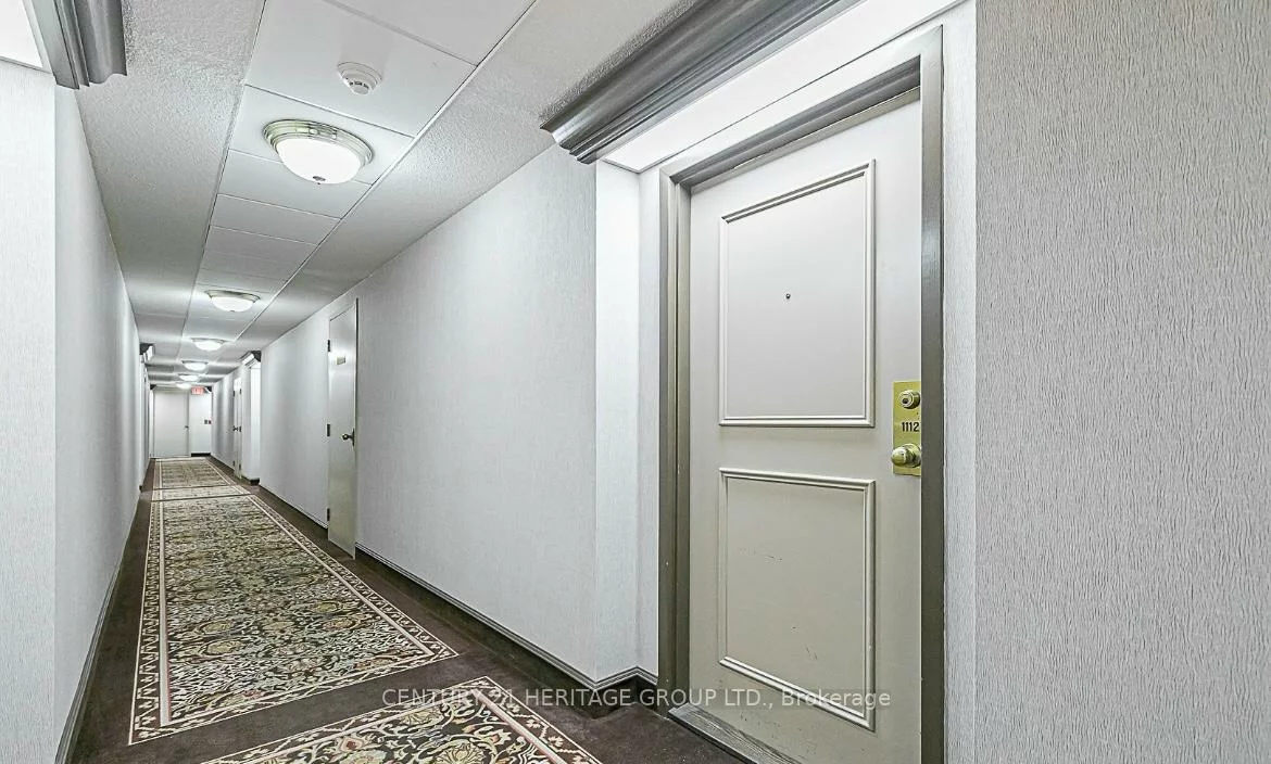 270, Davis, Central Newmarket, Newmarket