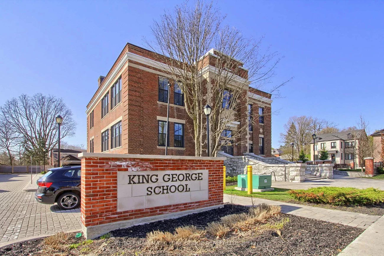 400, Park, Central Newmarket, Newmarket