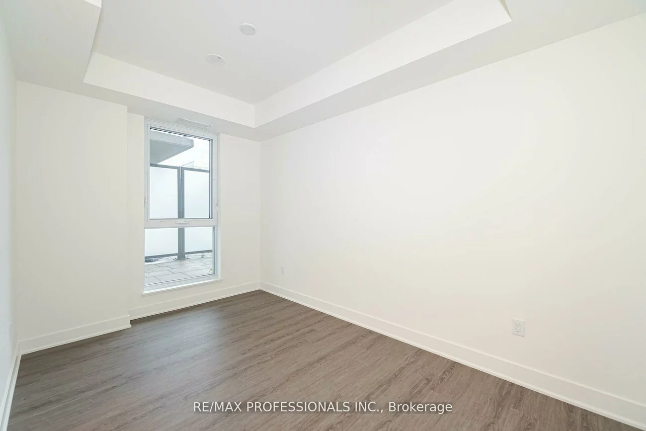 185, Deerfield, Central Newmarket, Newmarket