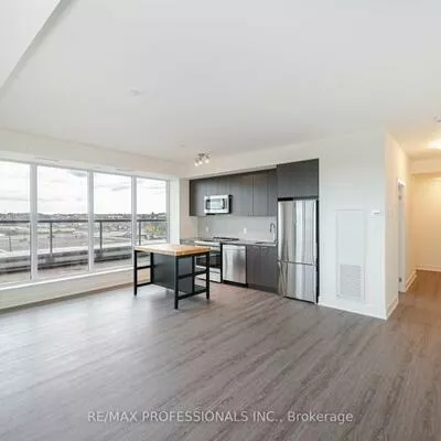 185, Deerfield, Central Newmarket, Newmarket