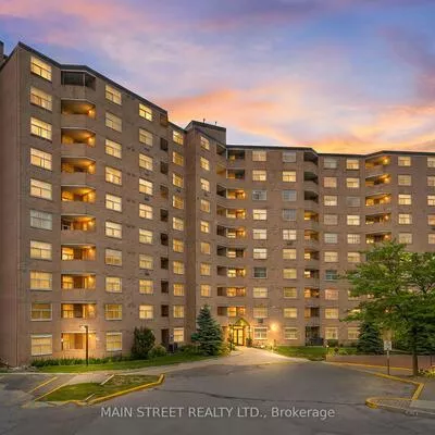 260, Davis, Central Newmarket, Newmarket