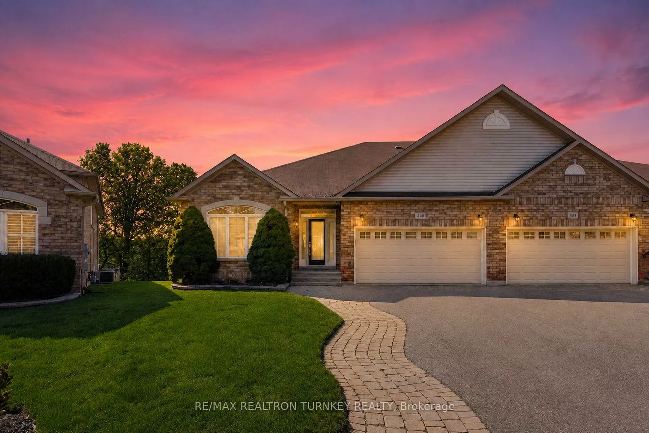 440, Morley Cook, Stonehaven-Wyndham, Newmarket