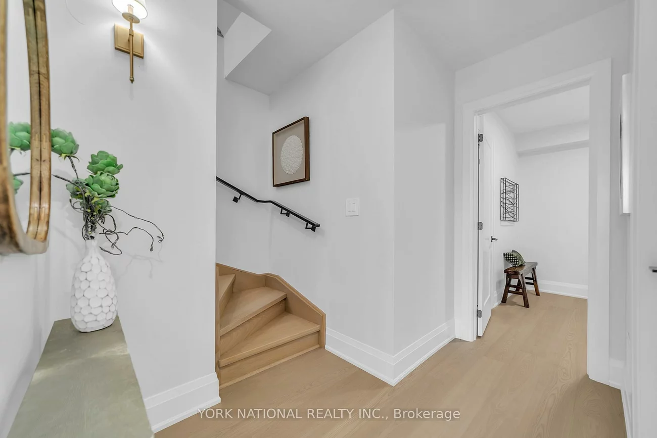 59, Charles, Central Newmarket, Newmarket