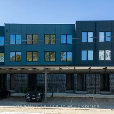 59, Charles, Central Newmarket, Newmarket