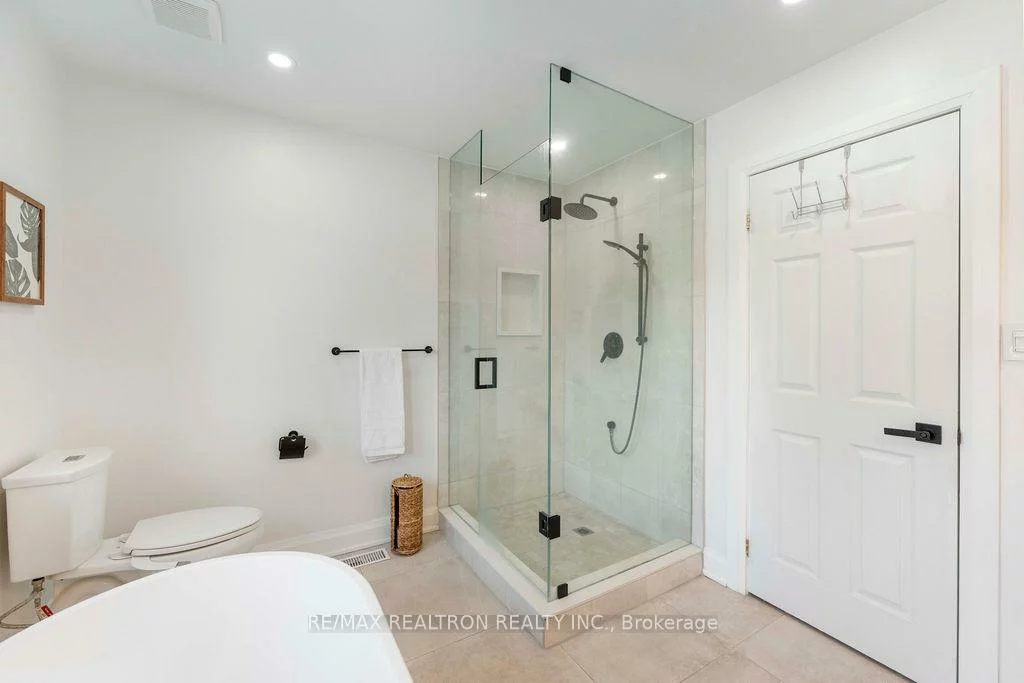 678, Skye, Stonehaven-Wyndham, Newmarket
