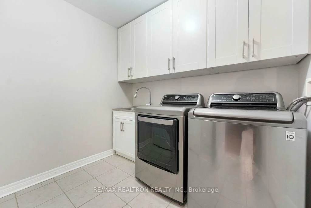 678, Skye, Stonehaven-Wyndham, Newmarket
