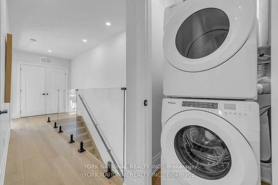 59, Charles, Central Newmarket, Newmarket