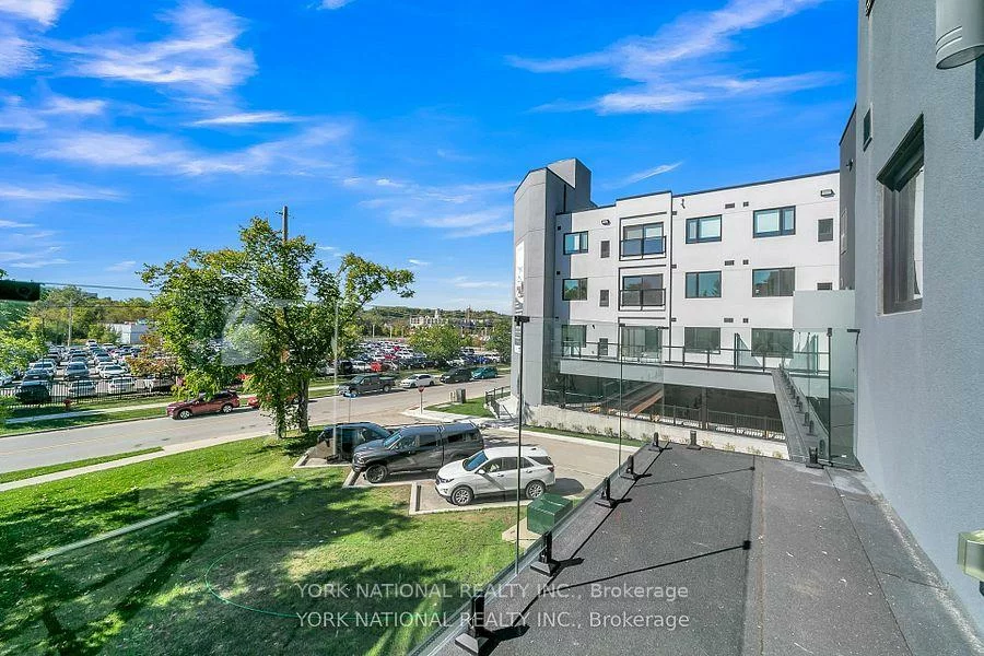 59, Charles, Central Newmarket, Newmarket