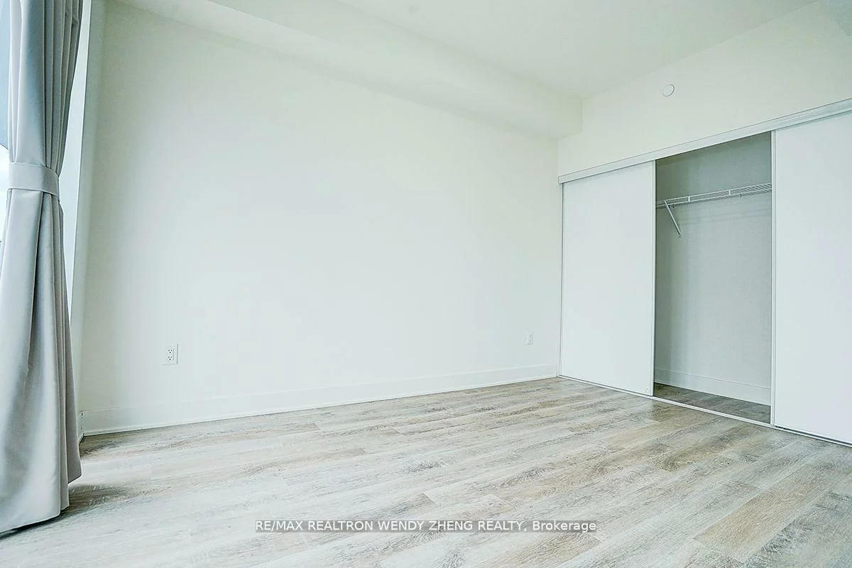185, Deerfield, Central Newmarket, Newmarket