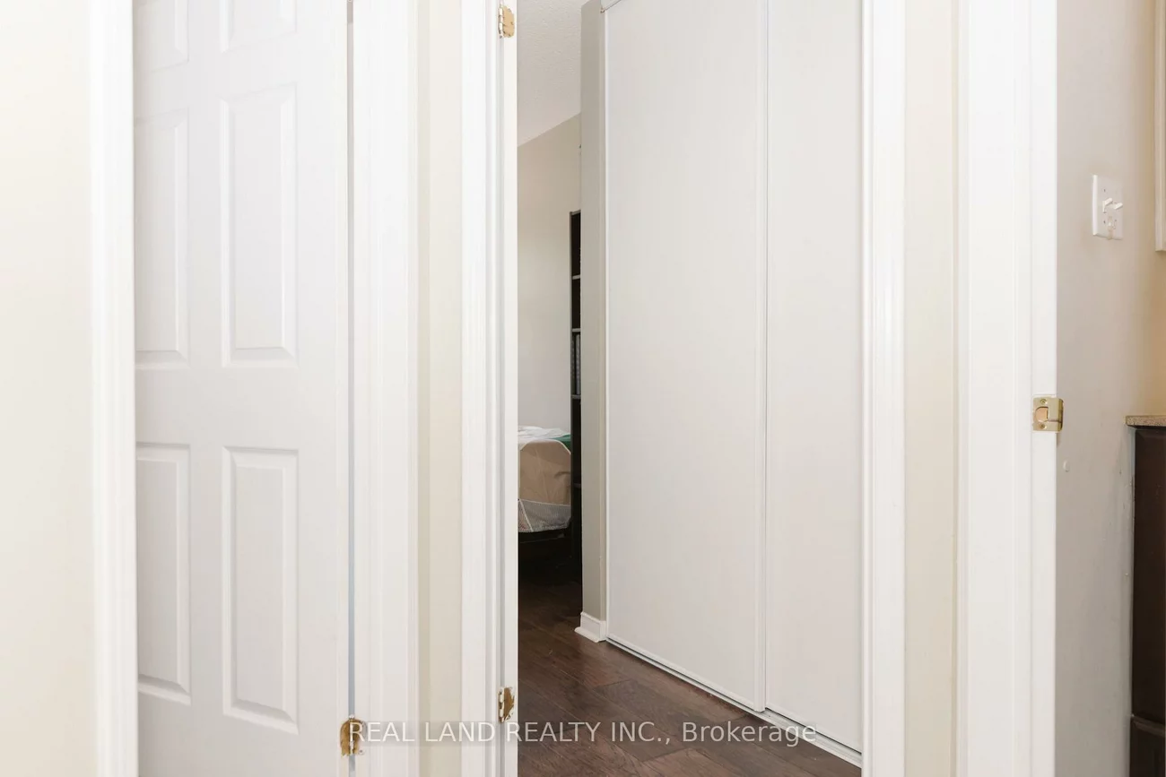 697, Limpert, Gorham-College Manor, Newmarket