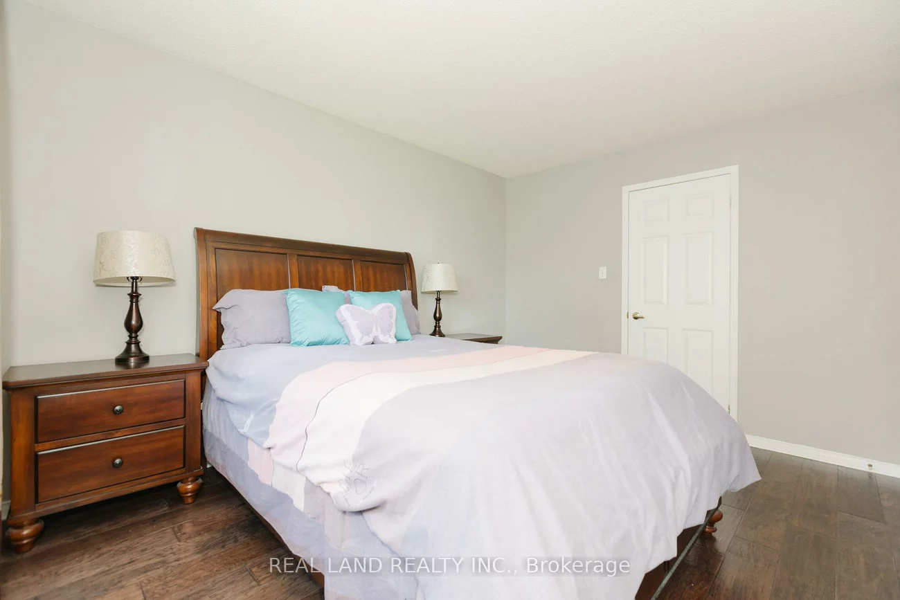 697, Limpert, Gorham-College Manor, Newmarket