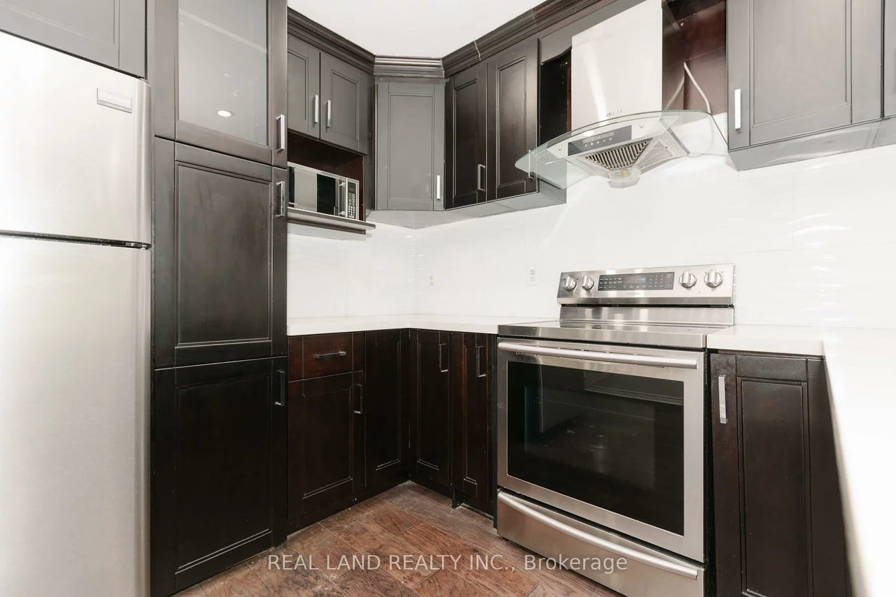 697, Limpert, Gorham-College Manor, Newmarket