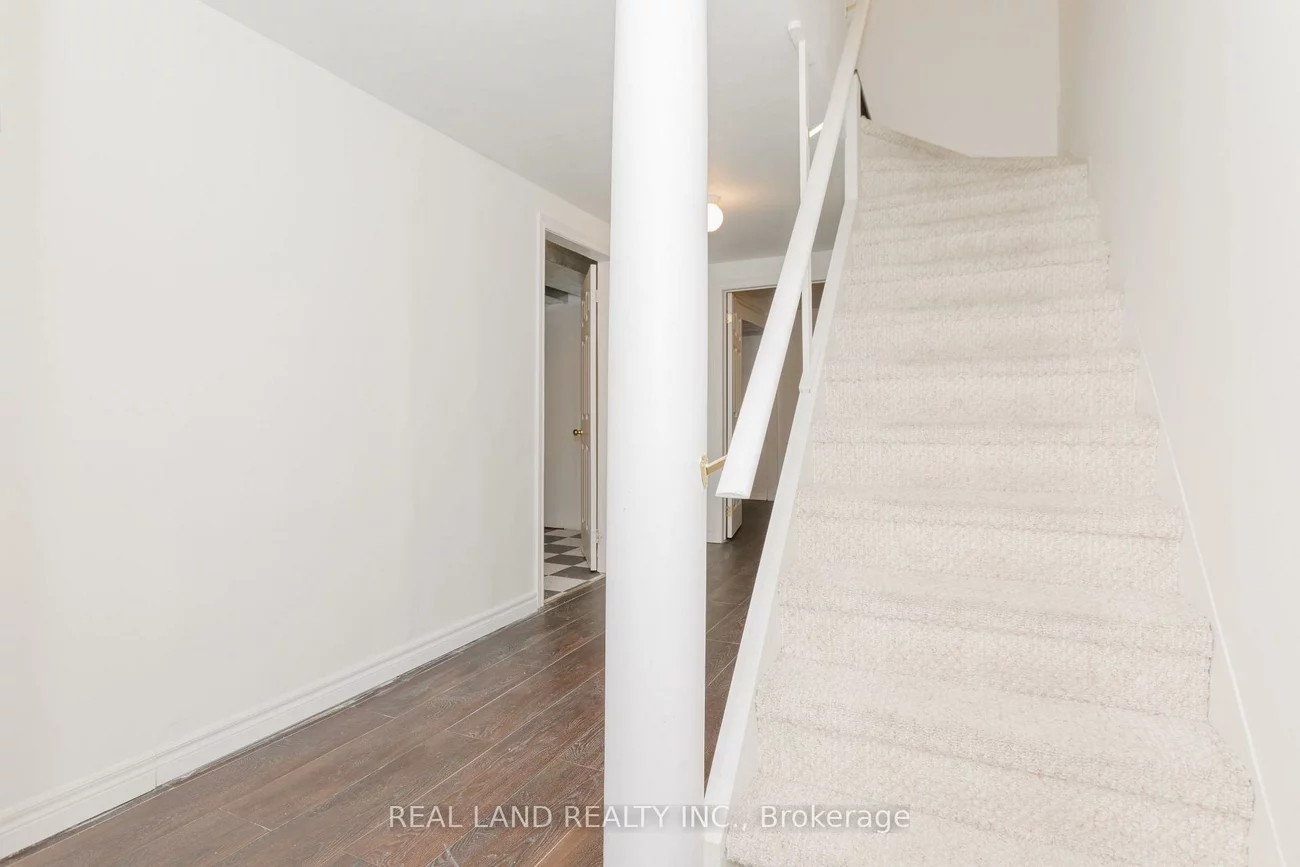 697, Limpert, Gorham-College Manor, Newmarket