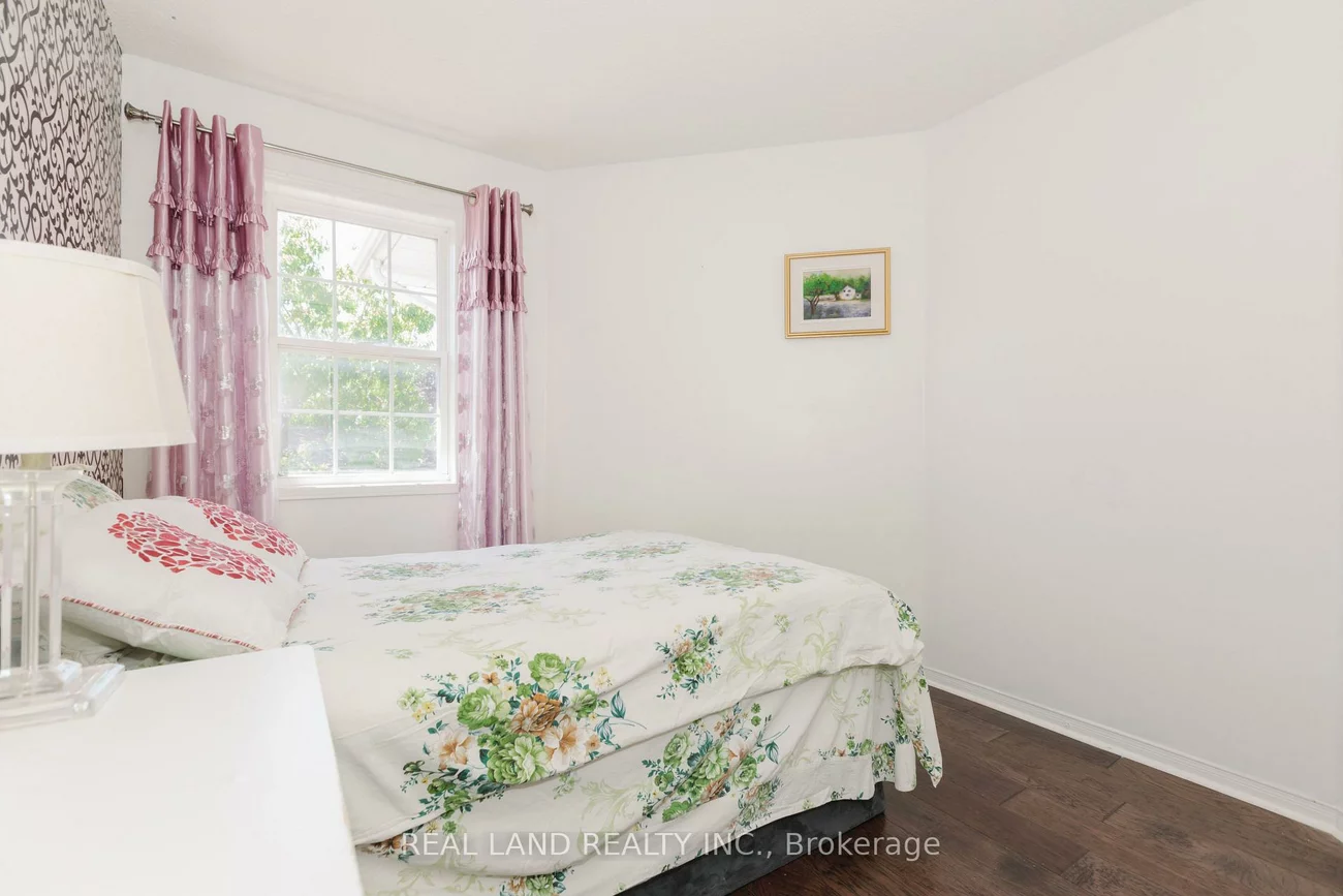697, Limpert, Gorham-College Manor, Newmarket