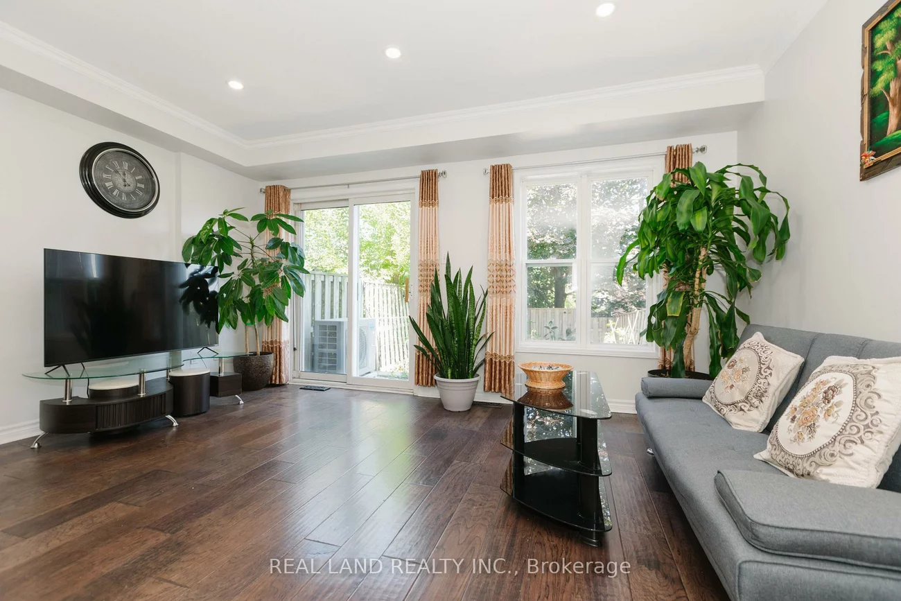 697, Limpert, Gorham-College Manor, Newmarket